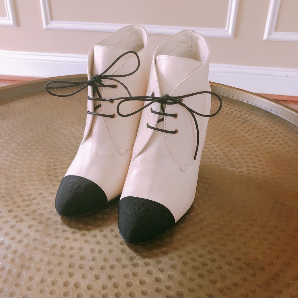Chanel bootie